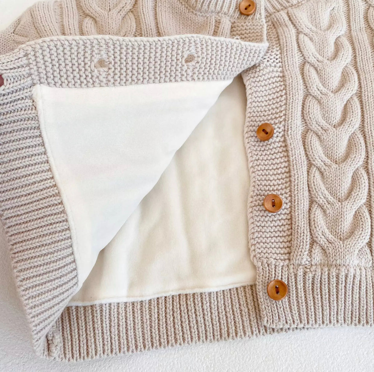 Cable Knit Sweater - Oatmeal