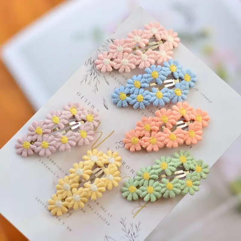 Mini Daisy Clip - Peach (2 pcs)